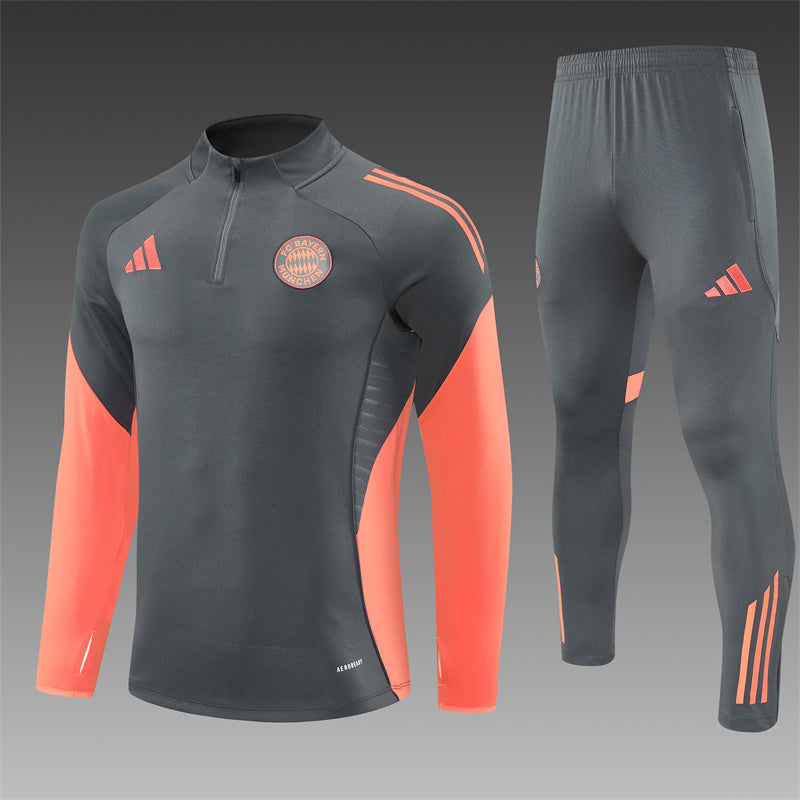 Bayern Munich Training Tracksuits 25/26 Football Kit Soccer