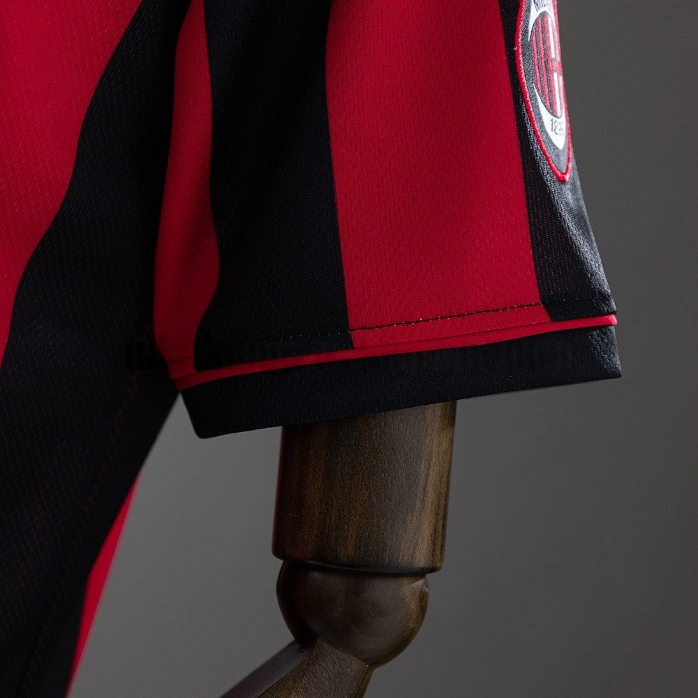 AC Milan Jersey 1996-97 Home Retro Football Kit product image 3