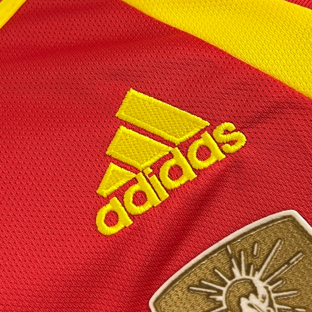 Retro Spain Jersey 2013 Home Football Kit Soccer Shirt product image 3
