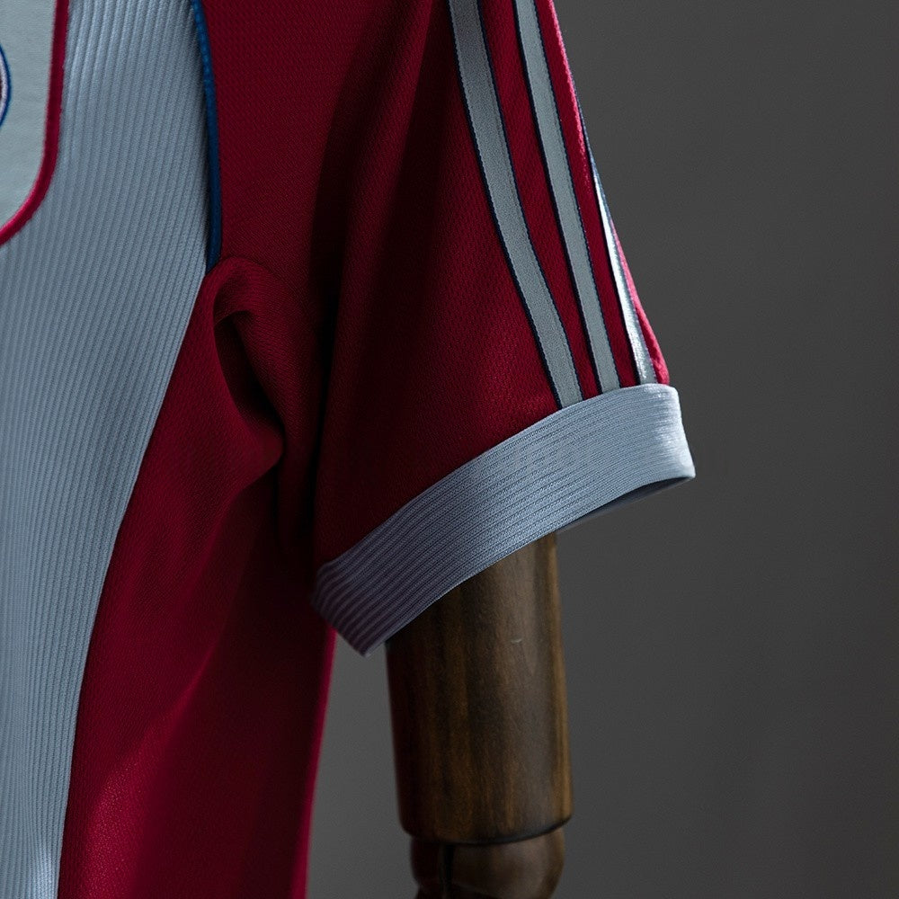 Bayern Munich Jersey 1998-99 Away Retro Kit product image 3