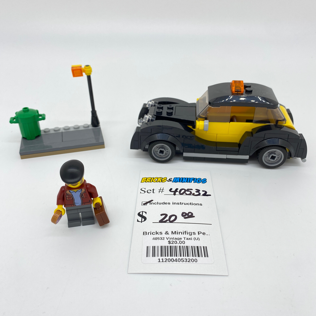 40532 Vintage Taxi (U) product image 1, provided for visual reference and product detail review
