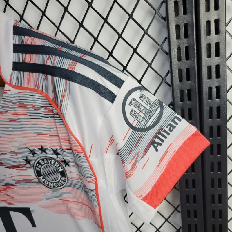 Women Bayern Munich Jersey 25/26 Away Football Kit Soccer product image 8