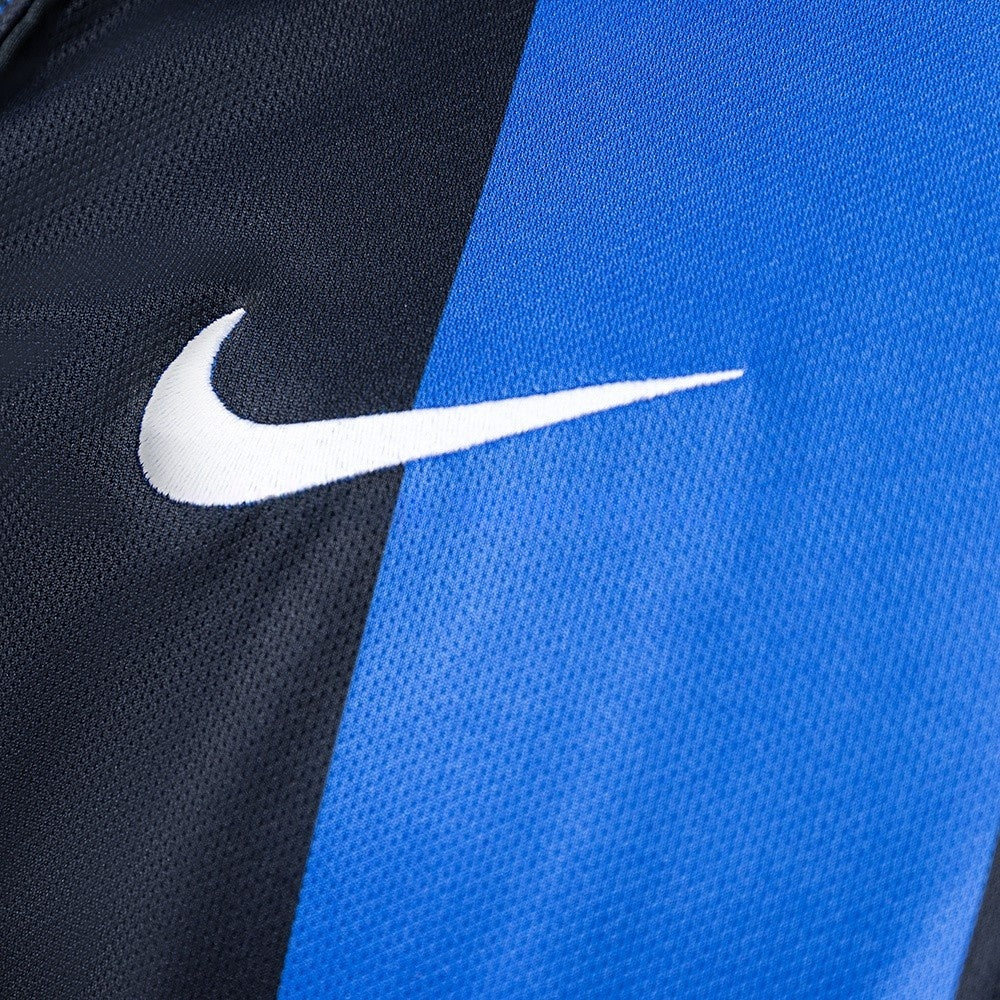 Inter Milan Jersey 2004-05 Home Retro Football Kit product image 4