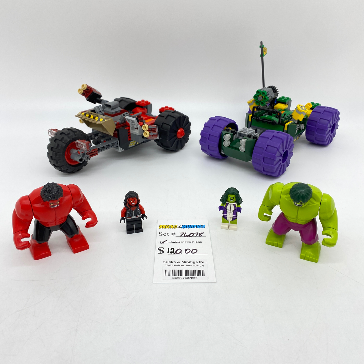 76078 Hulk vs. Red Hulk (U) product image 1, provided for visual reference and product detail review