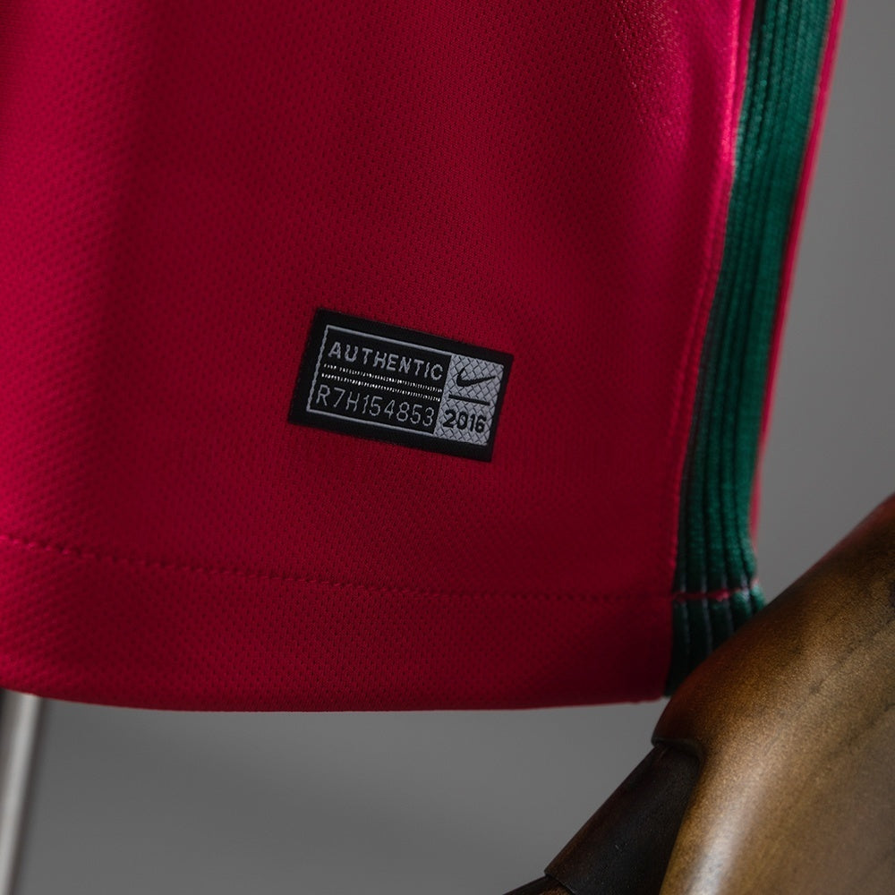 Portugal Home Jersey 2018 Retro Football Kit Soccer Shirt product image 4