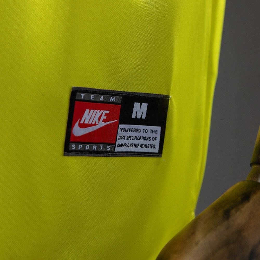 Dortmund Jersey 1996-97 Home Retro Football Kit product image 3