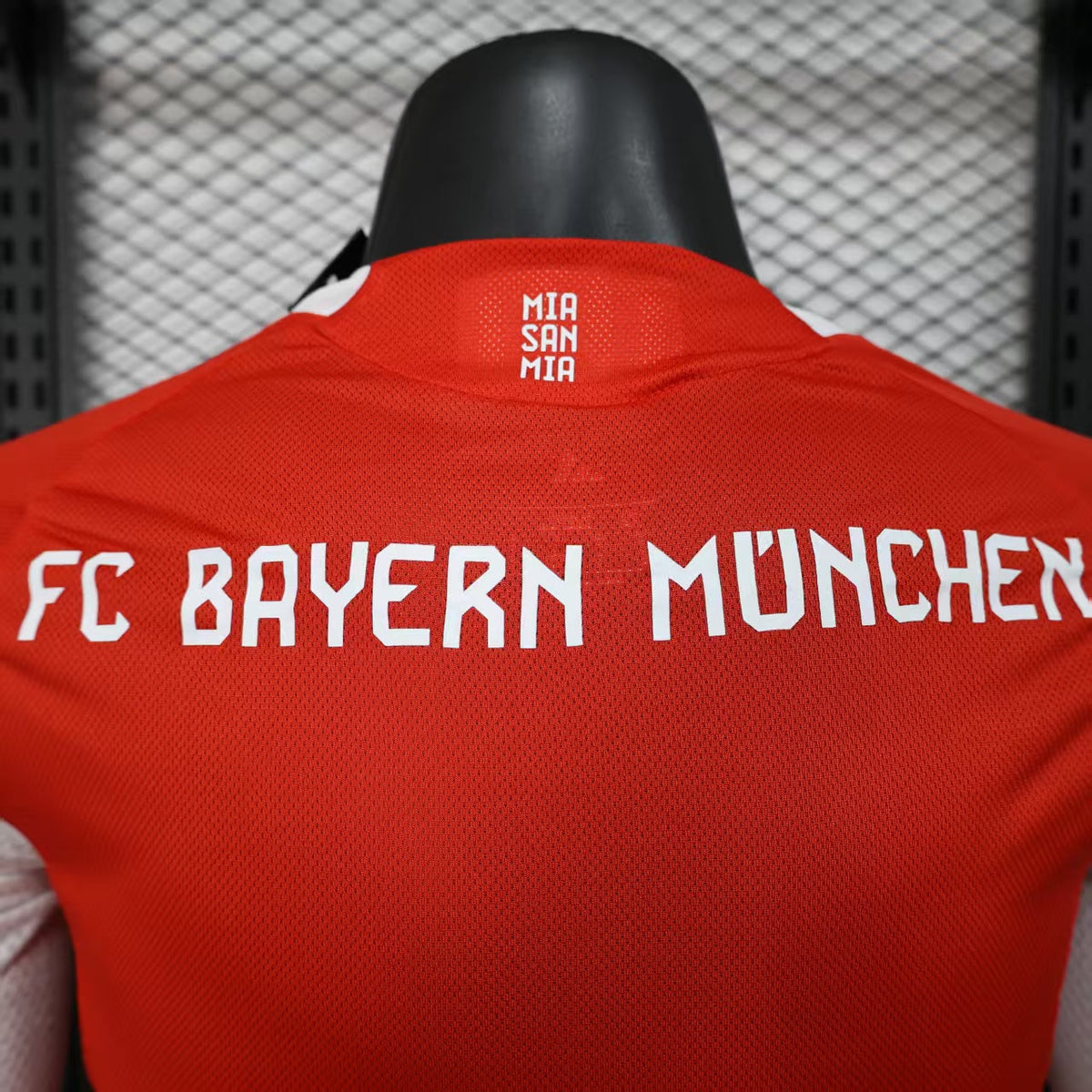 Player Version Bayern Munich Jersey 25/26 Home Long Sleeves product image 2