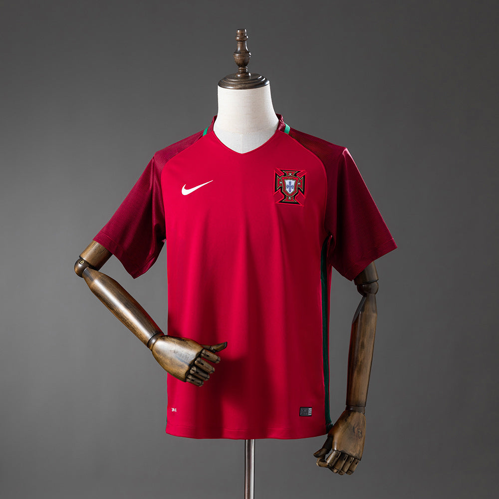 Portugal Home Jersey 2018 Retro Football Kit Soccer Shirt product image 1