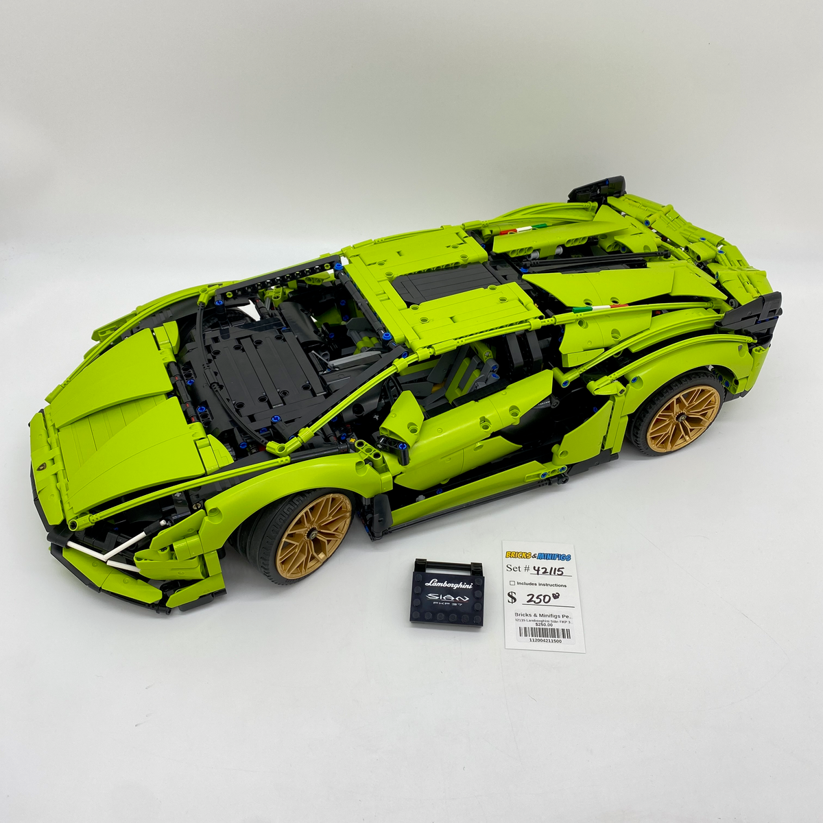 42115 Lamborghini Sián FKP 37 (U) product image 1, provided for visual reference and product detail review