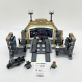 76183 Batcave: The Riddler Face-off (U1) product image 1, provided for visual reference and product detail review