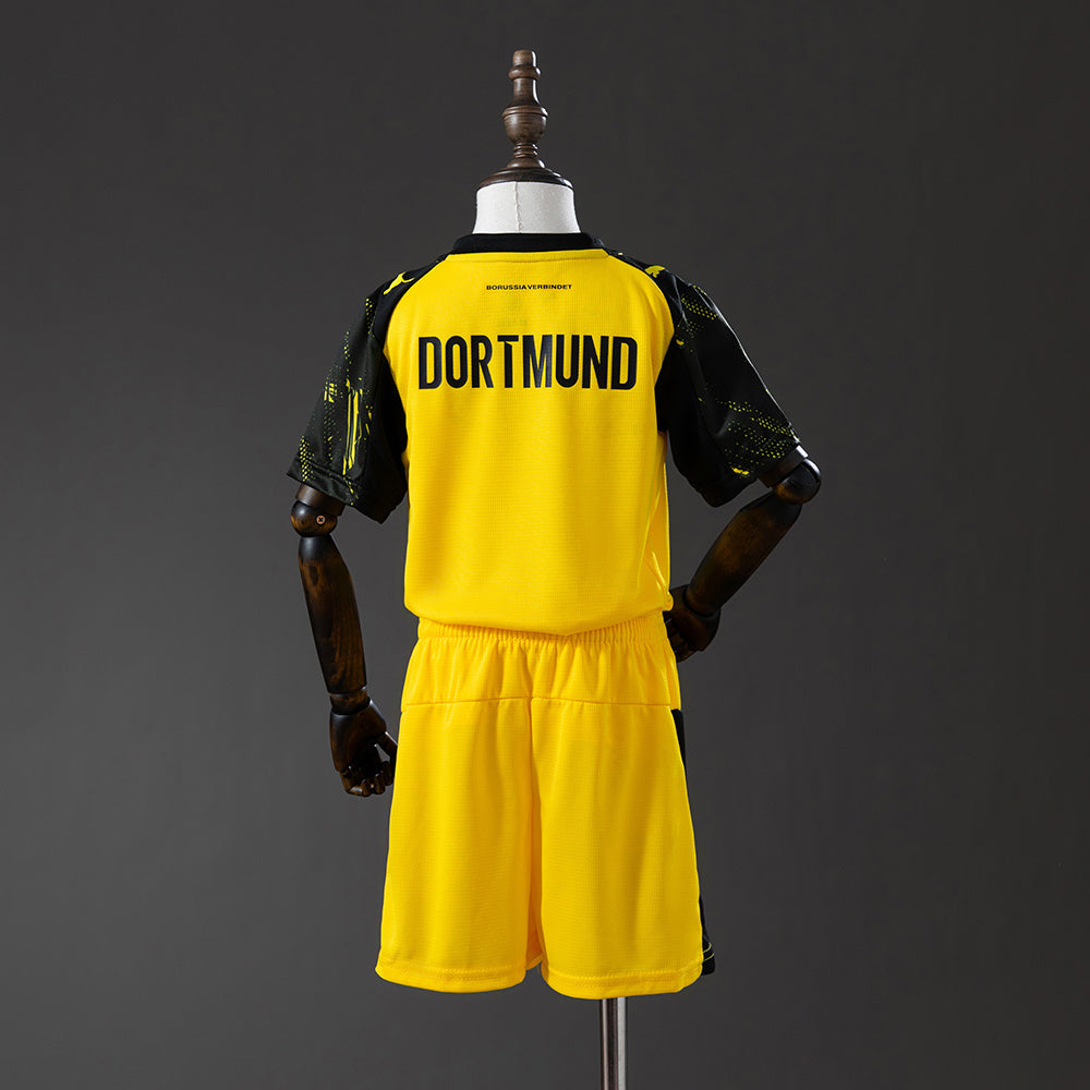 Kids Dortmund Jersey 25/26 Home Football Kit product image 2