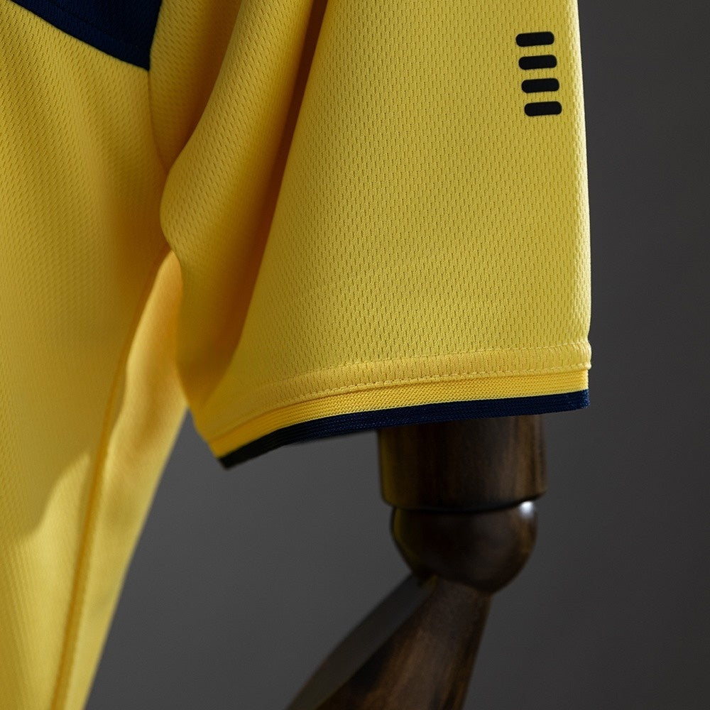 Scotland Jersey 2002 Away Retro Football Kit product image 3