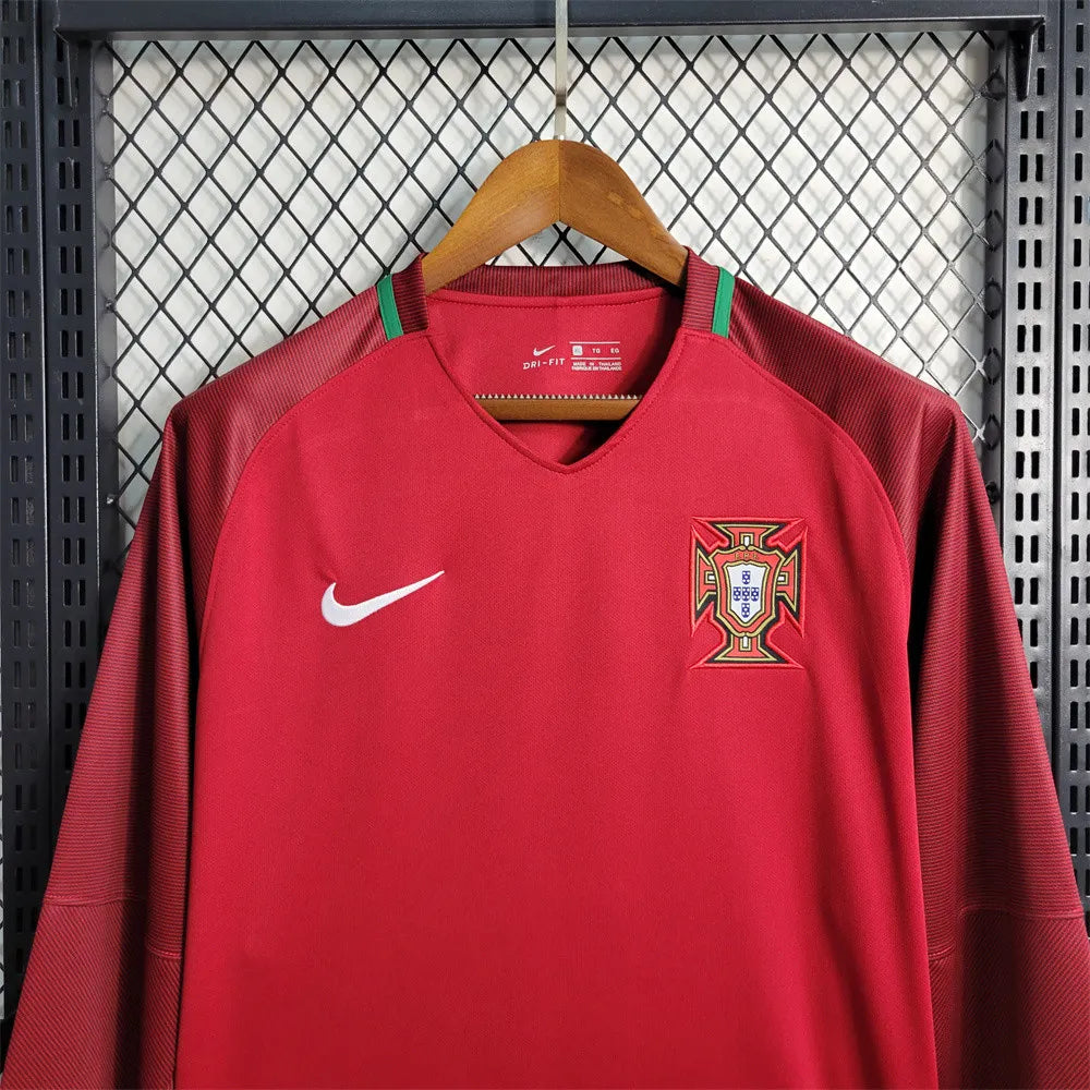 Portugal Jersey Home kit 16-17 Retro Long Sleeves product image 9