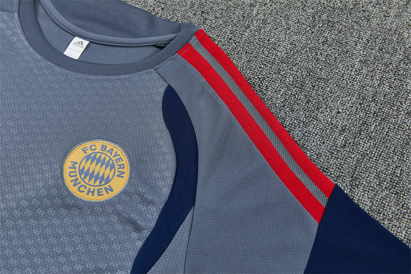 Bayern Munich Training Tracksuits 2026-2027 Football Kit product image 5