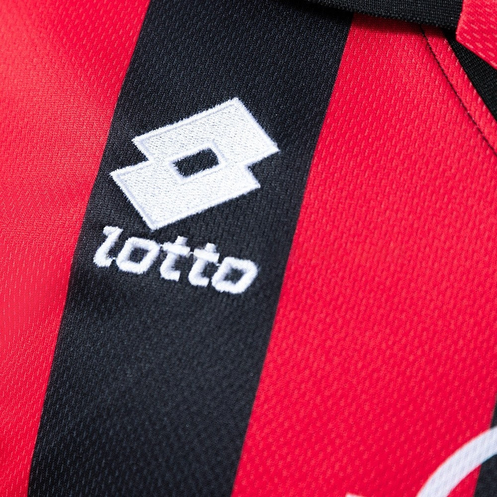 AC Milan Jersey 1996-97 Home Retro Football Kit product image 4