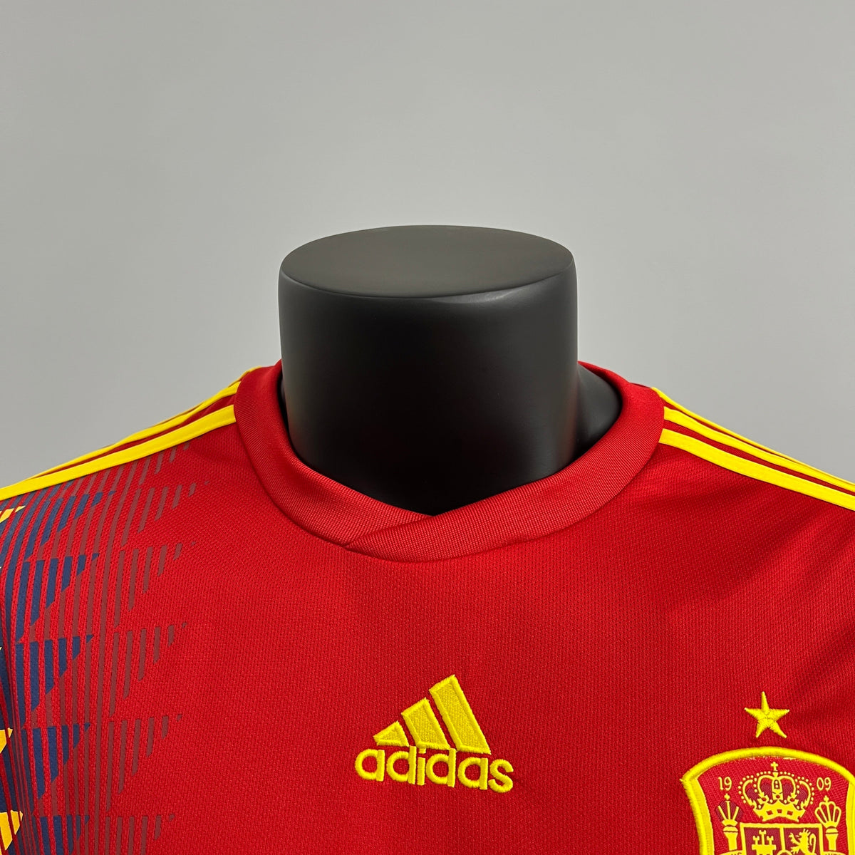 Retro Spain Jersey 2018 Home Football Kit Soccer product image 7