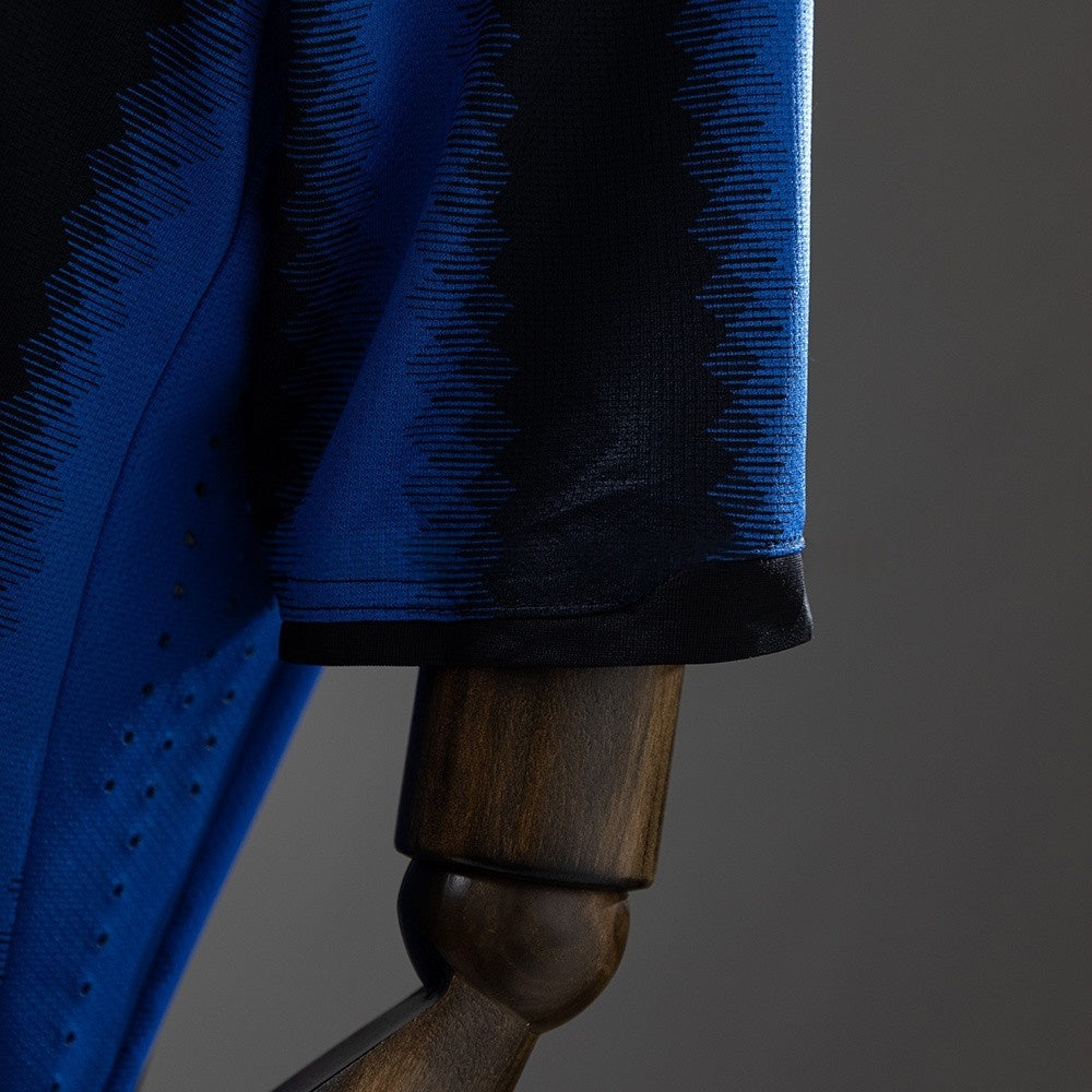 Inter Milan Jersey 2010-11 Home Retro Football Kit product image 3