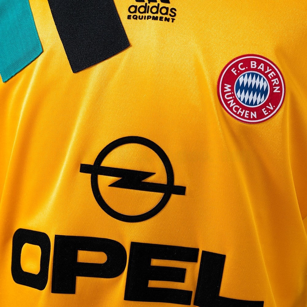 Bayern Munich Jersey 1993/95 Away Retro Football Kit product image 6