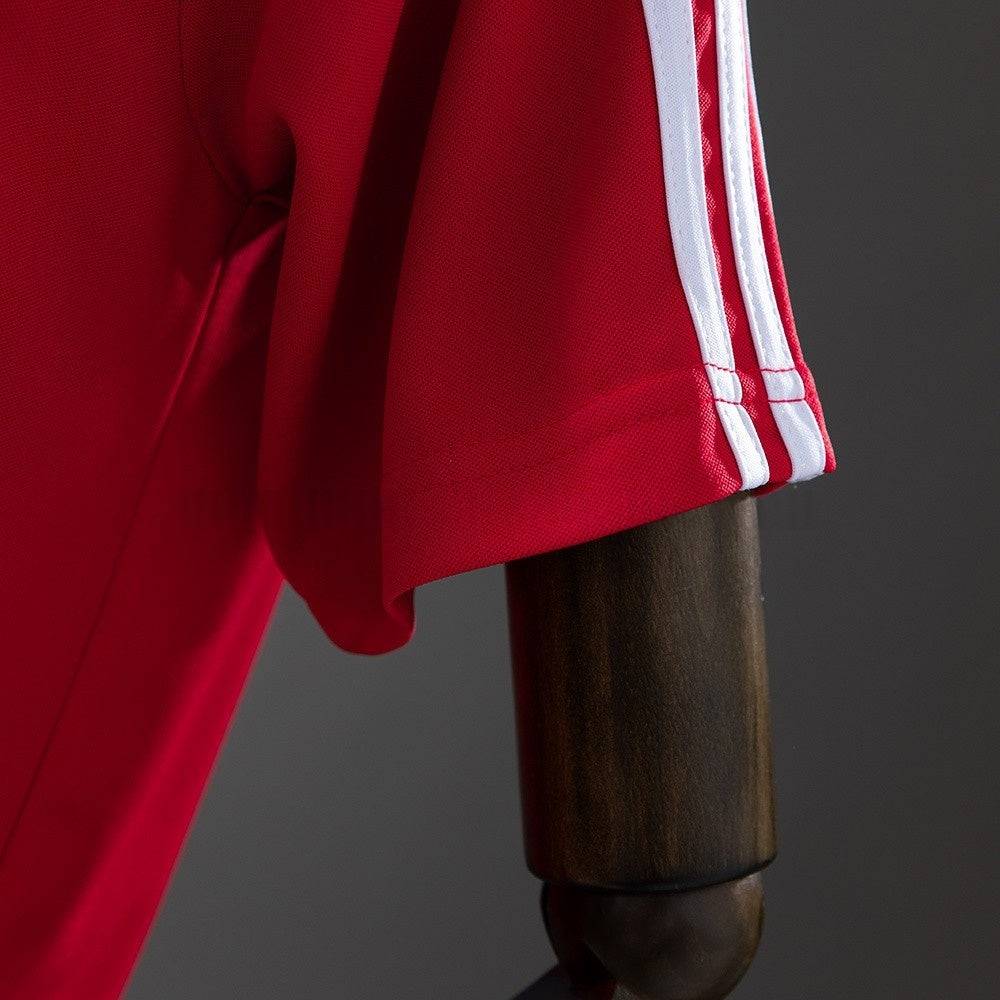 Bayern Munich Jersey 2000-01 Home Football Retro Kit product image 3