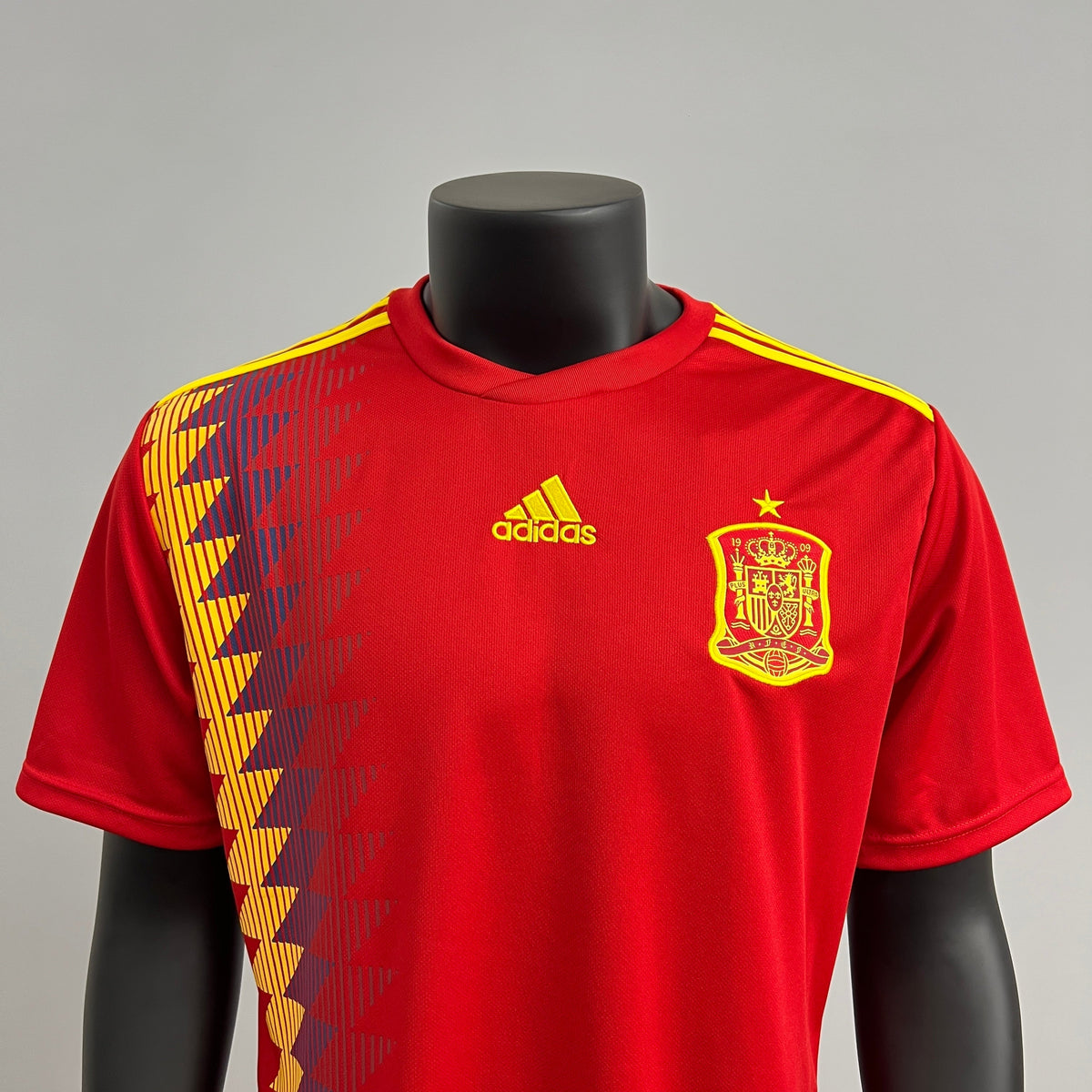 Retro Spain Jersey 2018 Home Football Kit Soccer product image 8