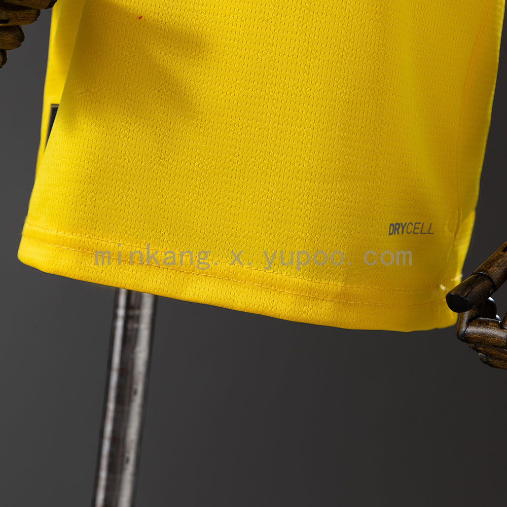 Kids Dortmund Jersey 25/26 Home Football Kit product image 9