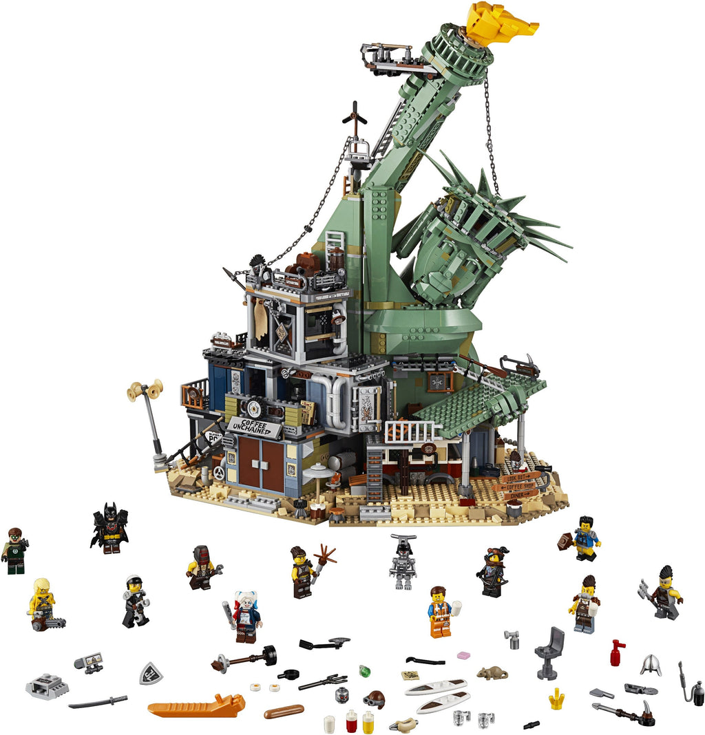 70840 Welcome to Apocalypseburg! product image 2, provided for visual reference and product detail review
