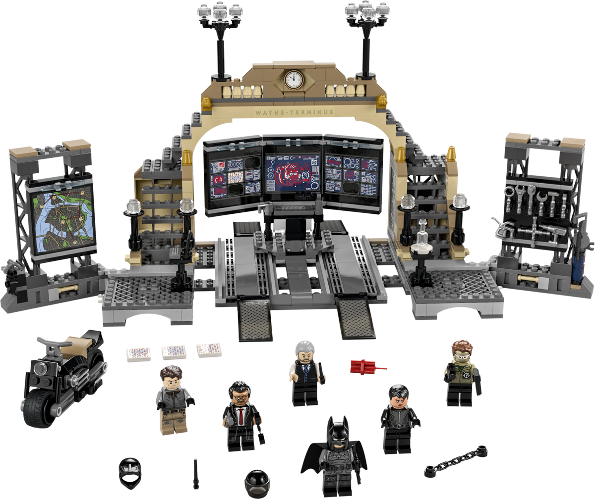 76183 Batcave: The Riddler Face-Off product image 3, provided for visual reference and product detail review