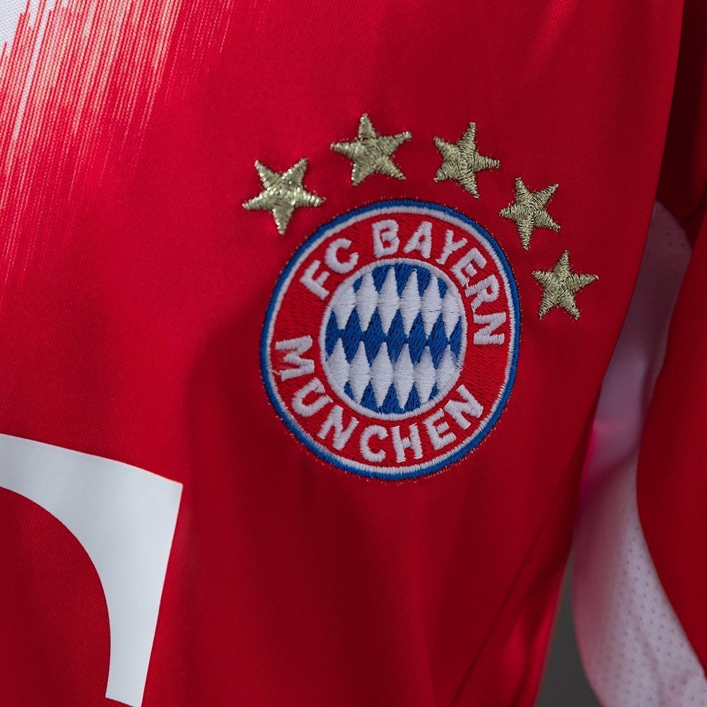 Kids Bayern Munich Jersey 25/26 Home Football Kit product image 7