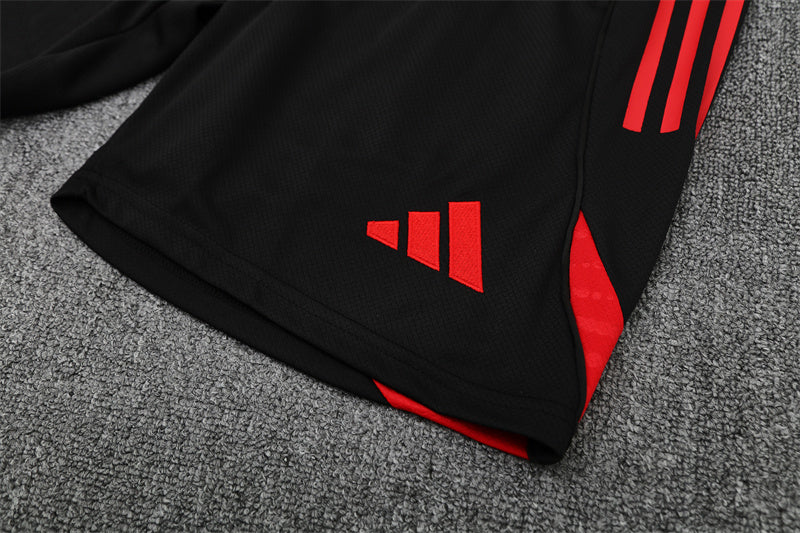 Bayern Munich Training Tracksuits 25/26 Football Kit Soccer product image 18