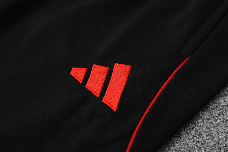 Bayern Munich Training Tracksuits 25/26 Football Kit Soccer product image 16
