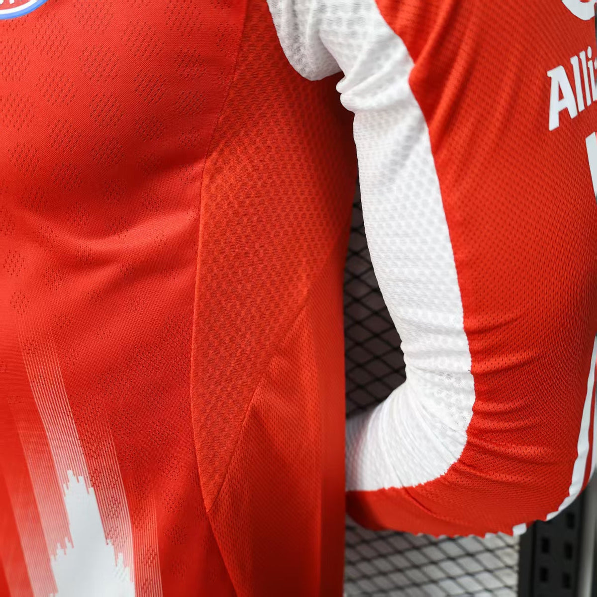 Player Version Bayern Munich Jersey 25/26 Home Long Sleeves product image 6
