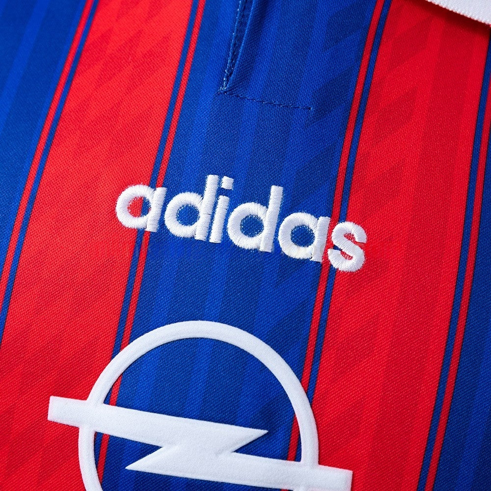 Bayern Munich Jersey 1995/97 Home Retro Football Kit product image 6