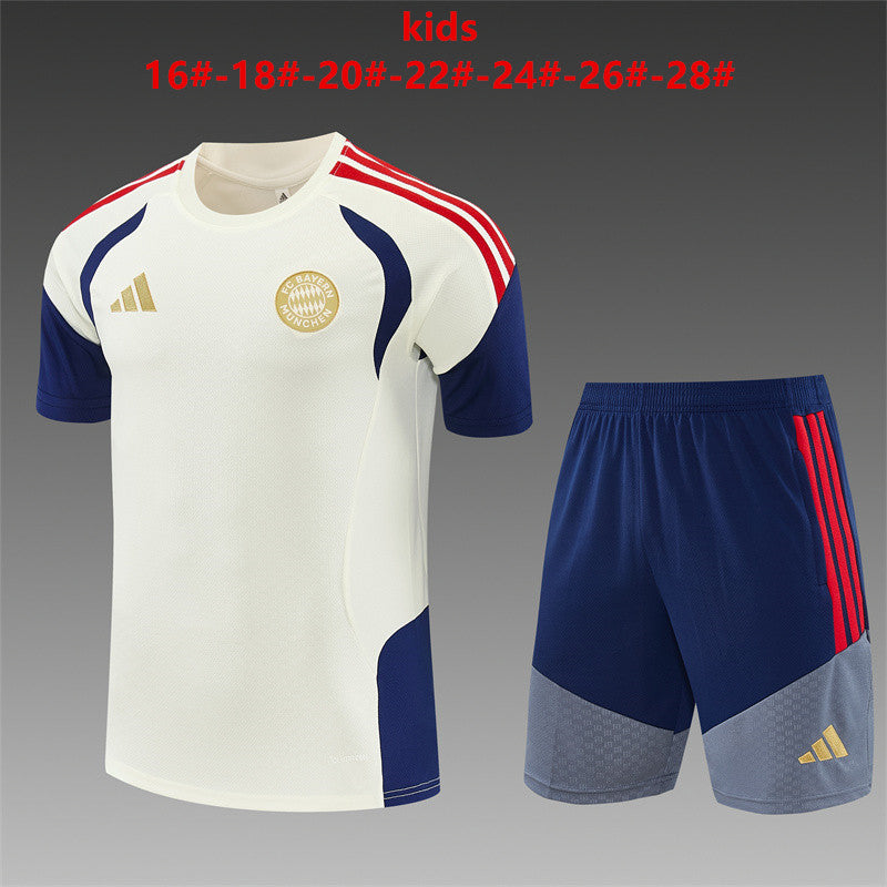 Kids Bayern Munich Training Tracksuits 2026-2027 Football product image 1