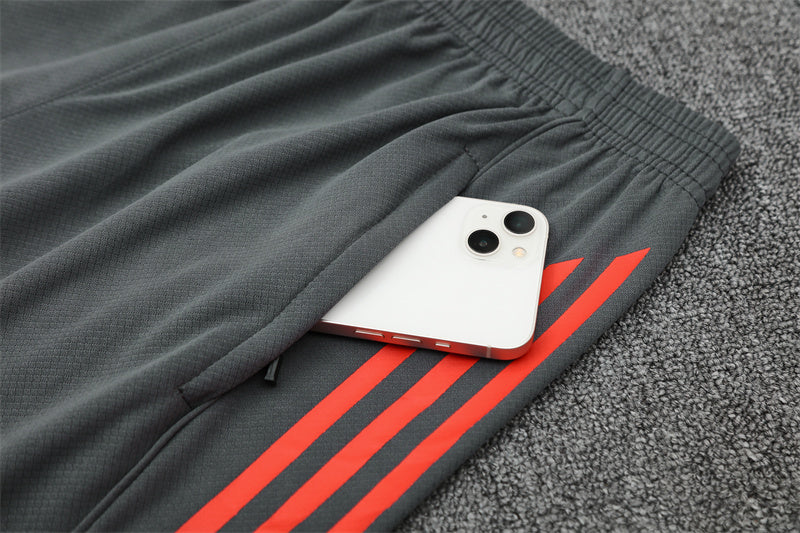 Bayern Munich Training Tracksuits 25/26 Football Kit Soccer product image 15