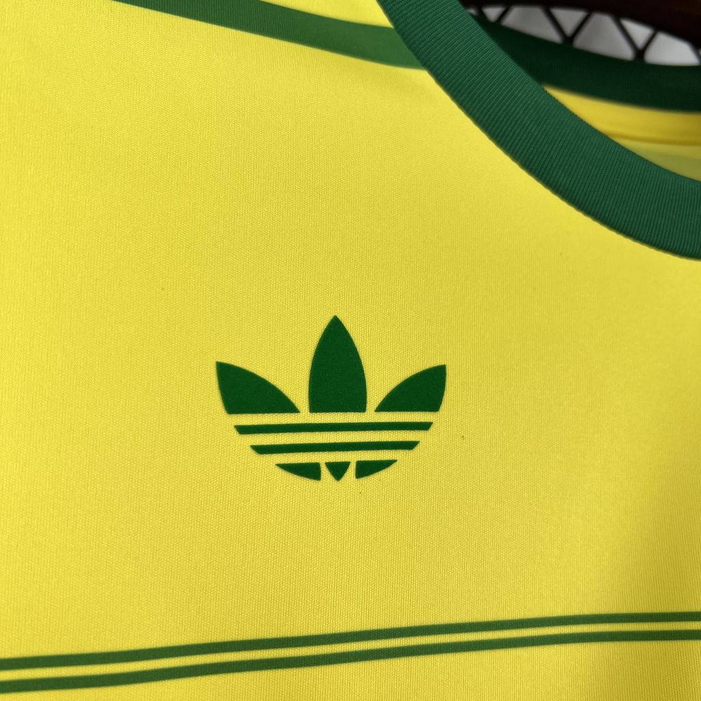 Brazil Home Jersey 1984 Retro Football Kit Soccer Shirt product image 3