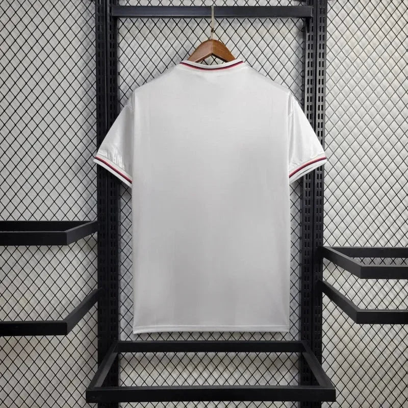 Retro England Home Jersey 1982 Football Kit product image 3