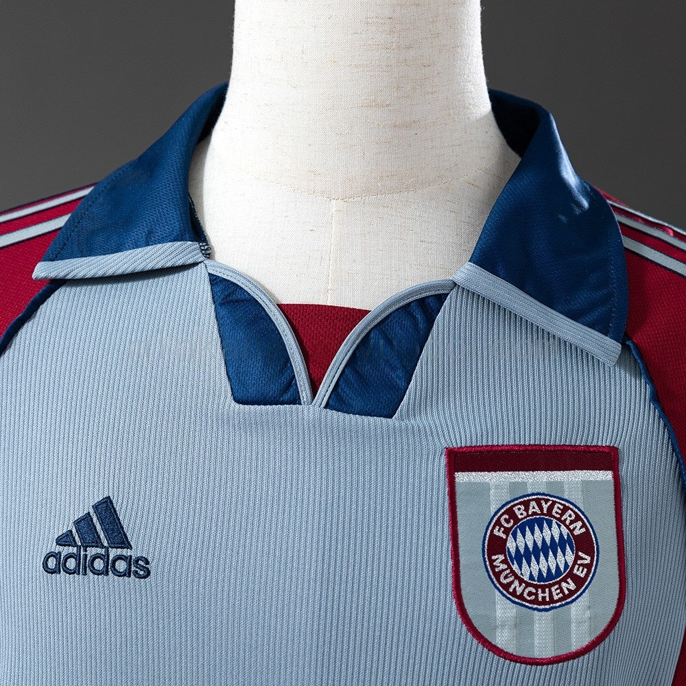 Bayern Munich Jersey 1998-99 Away Retro Kit product image 7