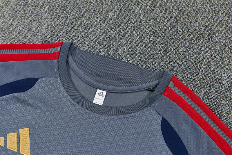 Bayern Munich Training Tracksuits 2026-2027 Football Kit product image 3