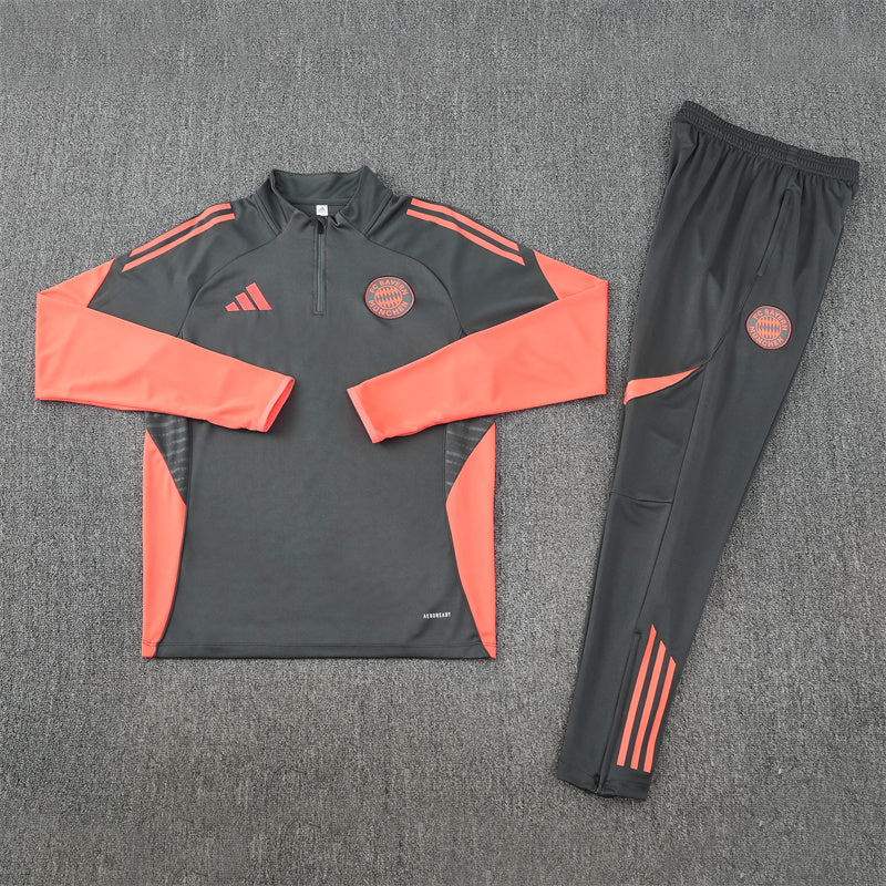 Bayern Munich Training Tracksuits 25/26 Football Kit Soccer product image 2