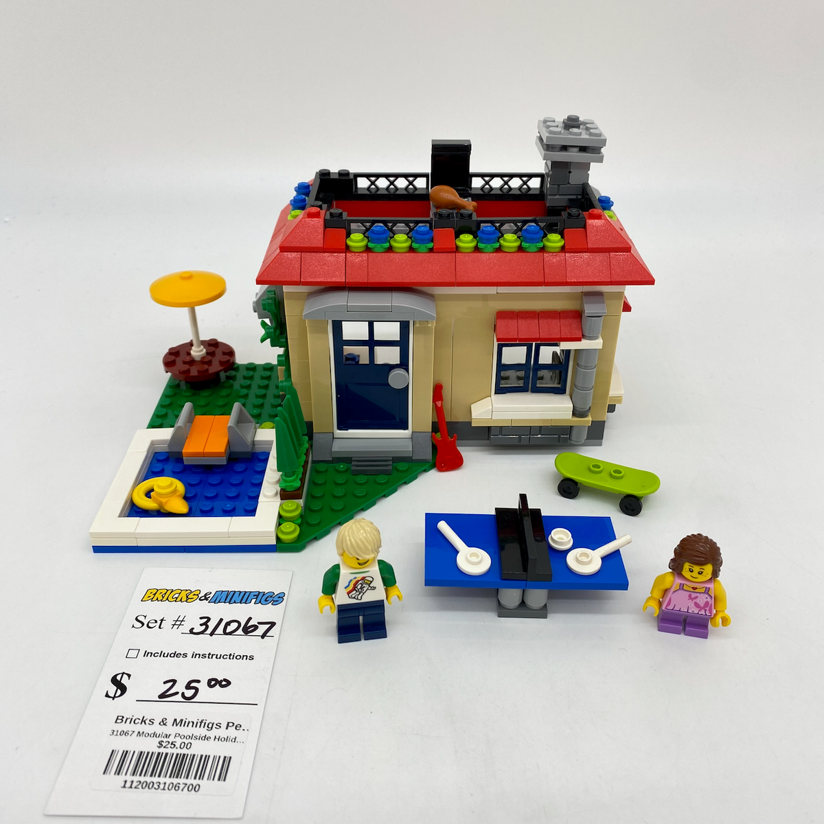 31067 Modular Poolside Holiday (U) product image 1, provided for visual reference and product detail review