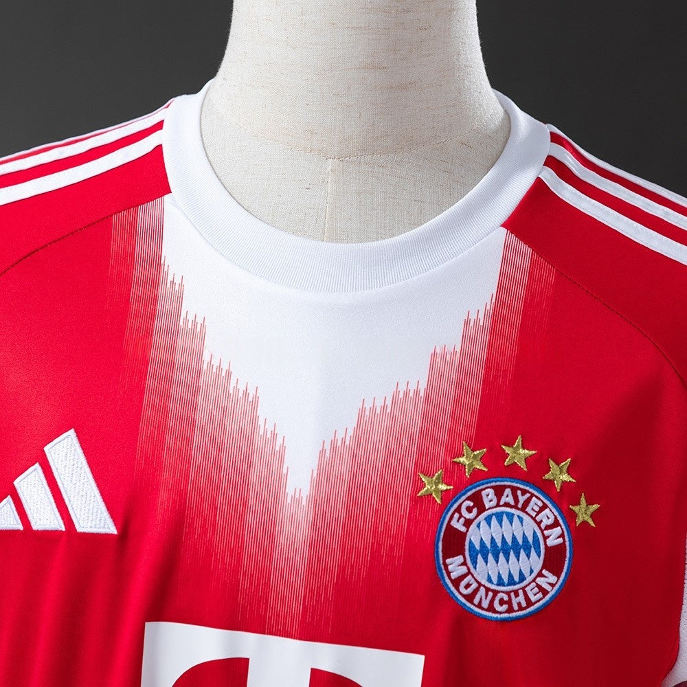 Fans Version Bayern Munich Jersey 25/26 Home Football Kit product image 4