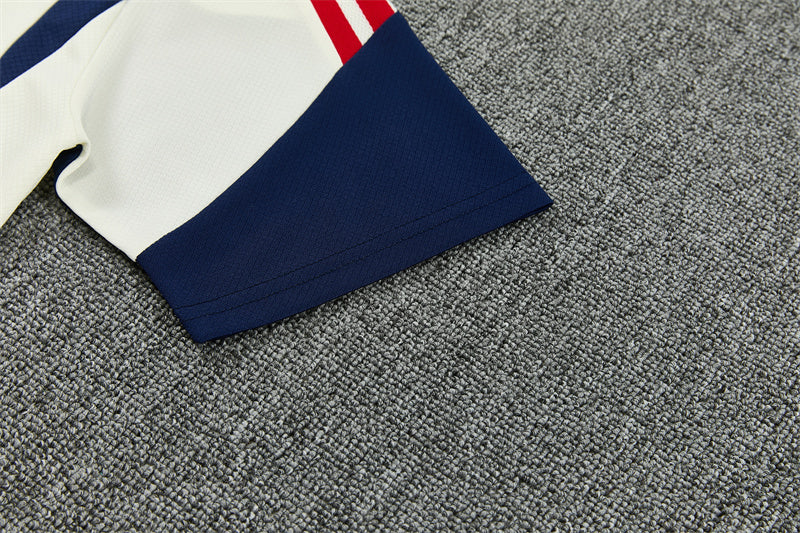 Bayern Munich Training Tracksuits 2026-2027 Football Kit product image 6