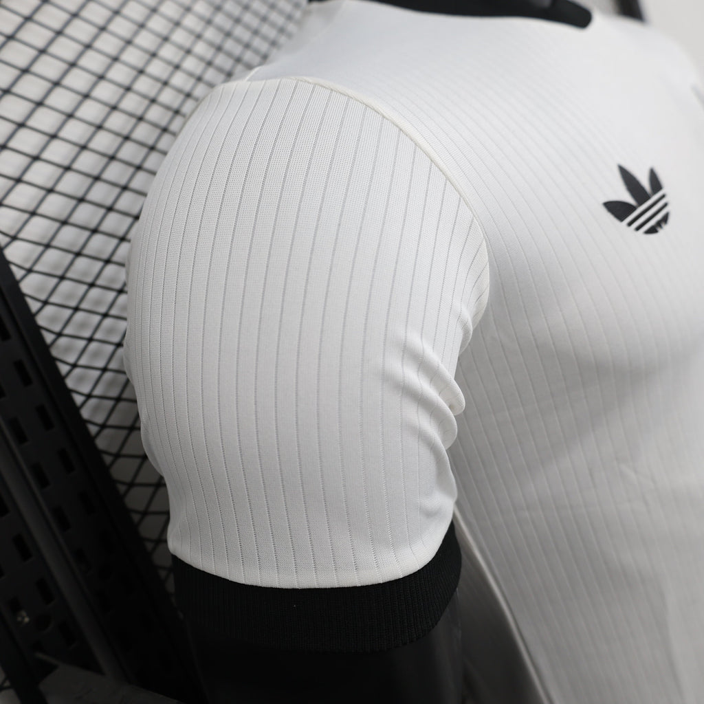 Player Version Germany Jersey 25/26 White Football Kit product image 6