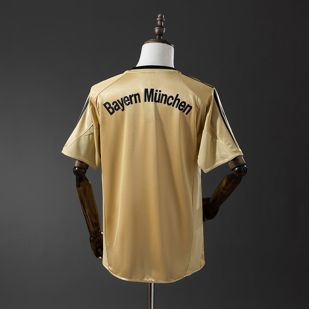 Bayern Munich Jersey 2004/05 Away Retro Football Kit product image 2