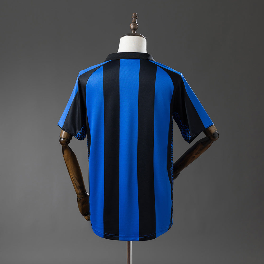 Inter Milan Jersey 2001-02 Home Retro Football Kit product image 2