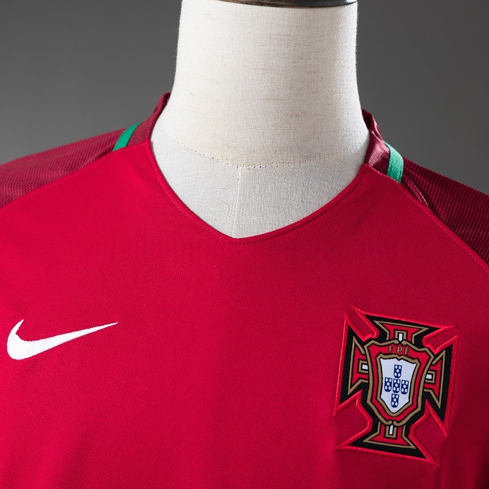 Portugal Home Jersey 2018 Retro Football Kit Soccer Shirt product image 8