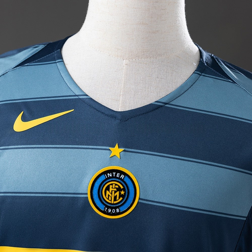 Inter Milan Jersey 2004-05 Third Retro Football Kit product image 6