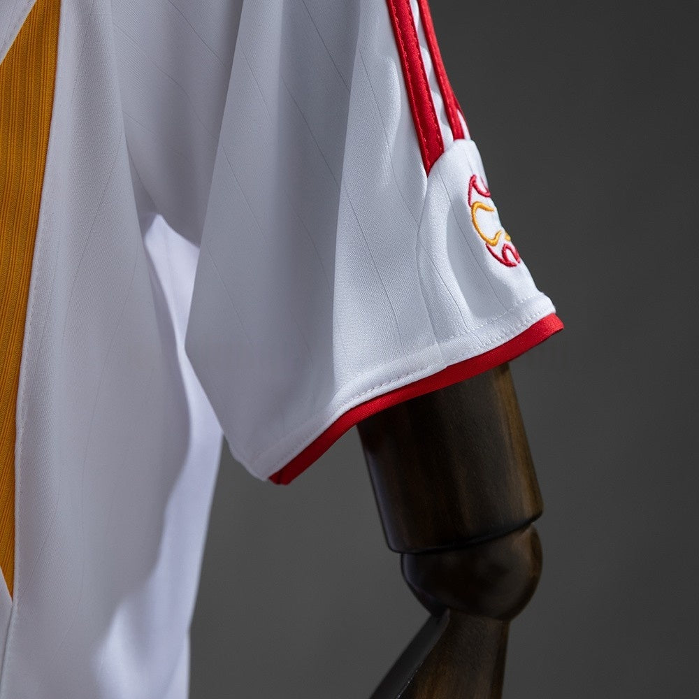 Spain Jersey 2006 Away Retro Football Kit product image 4