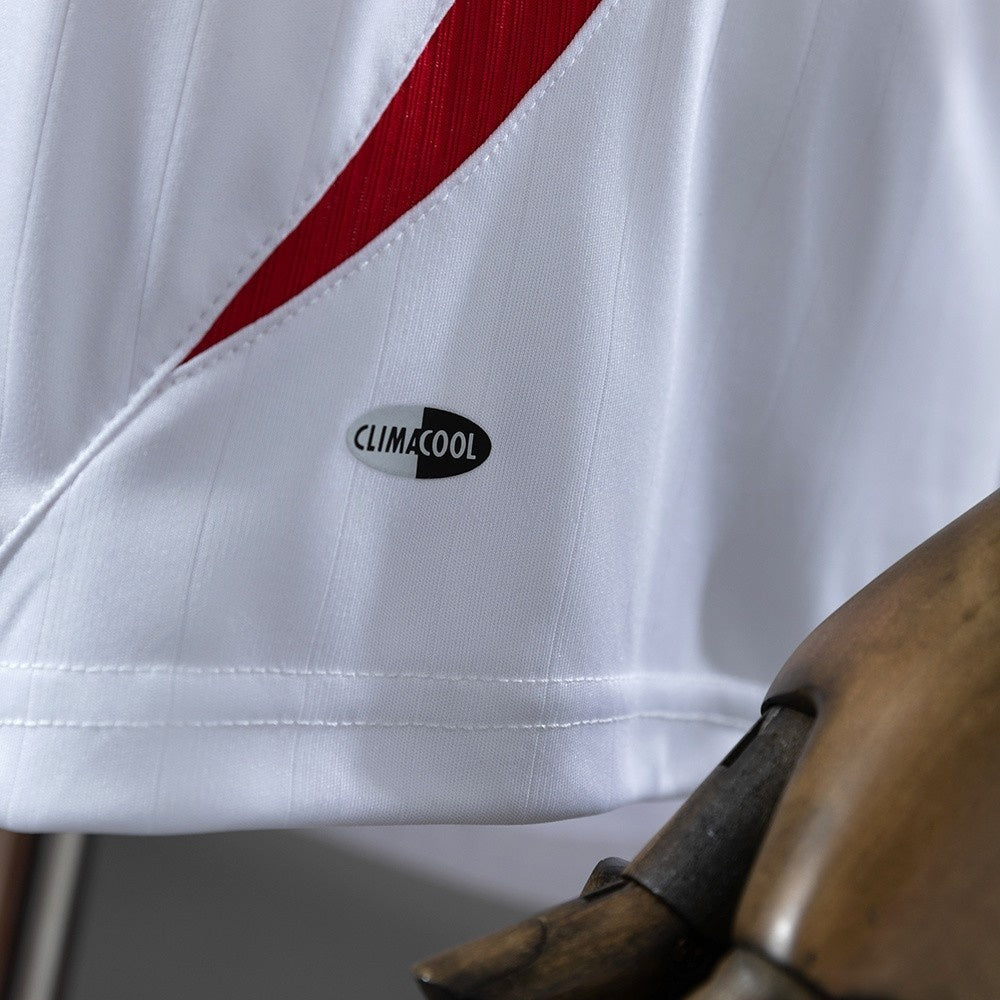 Spain Jersey 2006 Away Retro Football Kit product image 3
