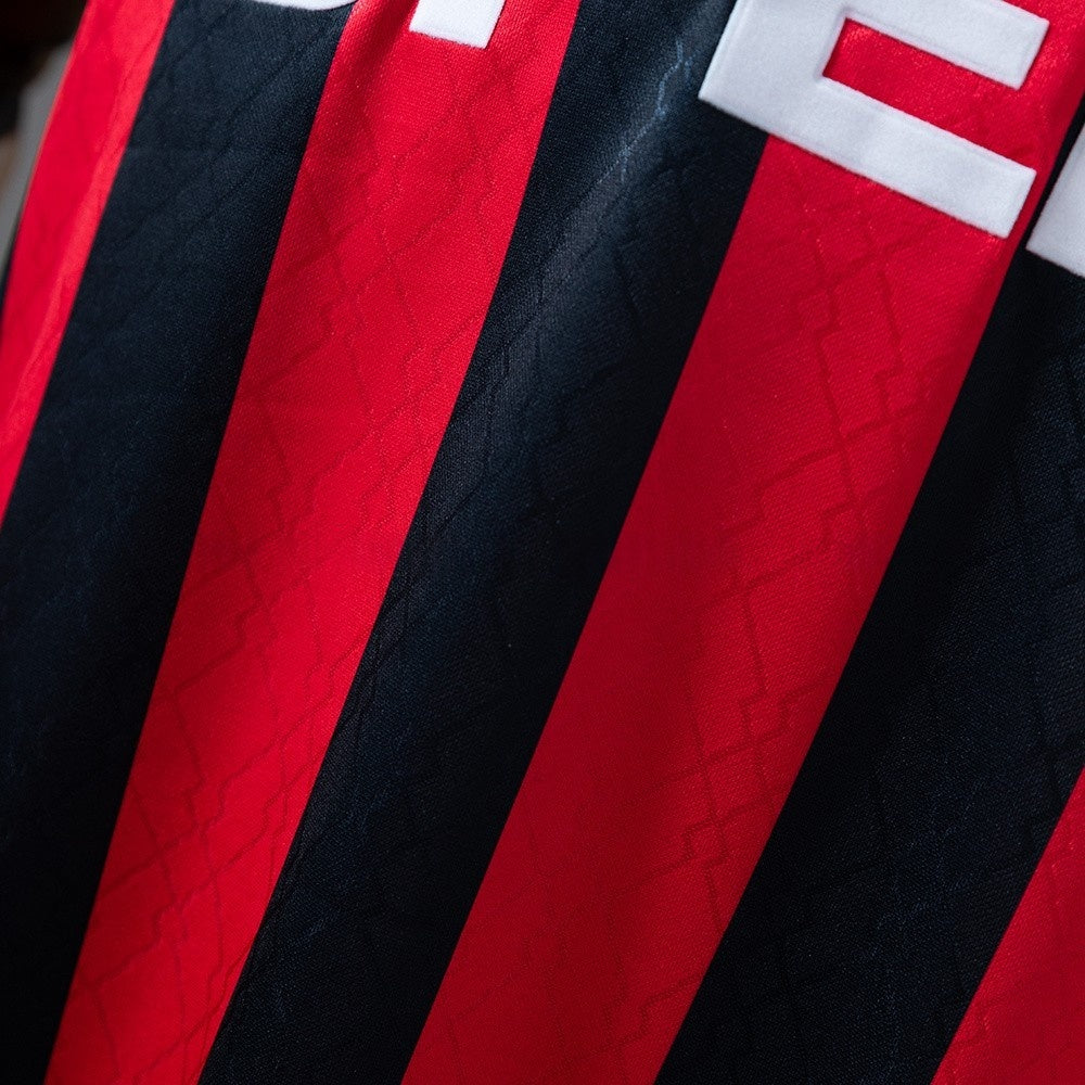 AC Milan Jersey 1995-96 Home Retro Football Kit product image 5